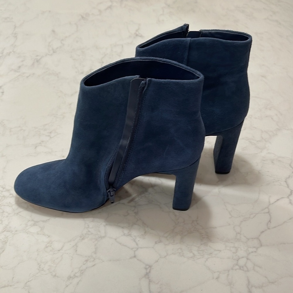 Gap Blue Suede-like Booties Size 8